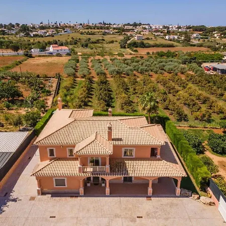 Holiday home Hugo - Bright Modern Walk To Restaurants