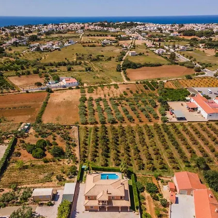 Hugo - Bright Modern Walk To Restaurants Villa