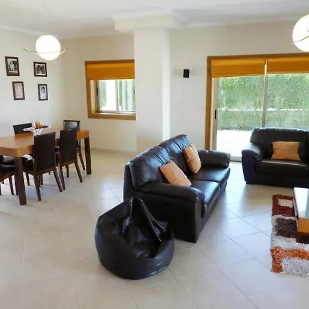 Hugo - Bright Modern Walk To Restaurants *