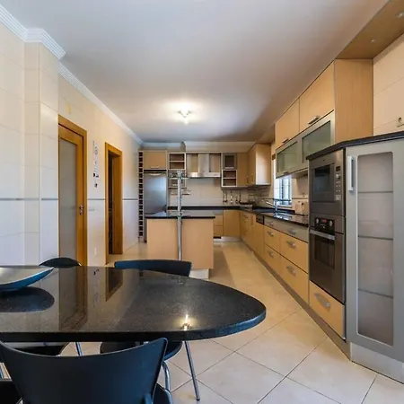 Ferienhaus Hugo - Bright Modern Walk To Restaurants *