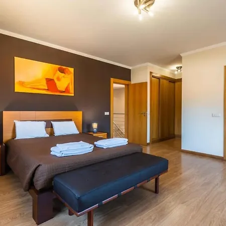 Ferienhaus Hugo - Bright Modern Walk To Restaurants *