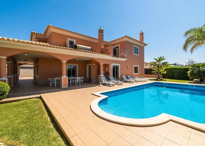 Hugo - Bright Modern Walk To Restaurants Villa *