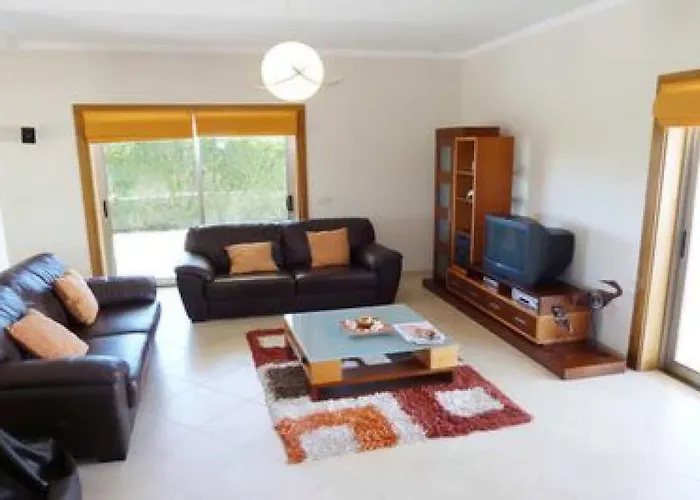 Hugo - Bright Modern Walk To Restaurants